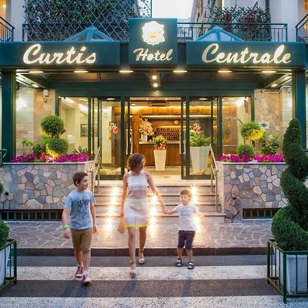 Hotel Curtis Centrale Alassio Exterior photo