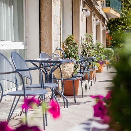 Hotel Curtis Centrale Alassio Exterior photo
